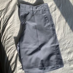 New with out tags- Callaway mens golf shorts